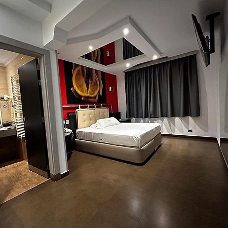 Zouk Hotel (Adults Only) Алькала-де-Энарес Экстерьер фото