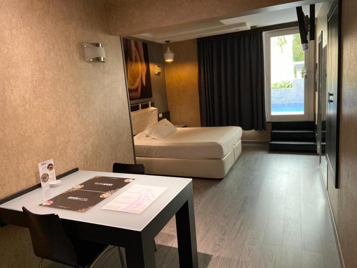 Zouk Hotel (Adults Only) Алькала-де-Энарес Экстерьер фото