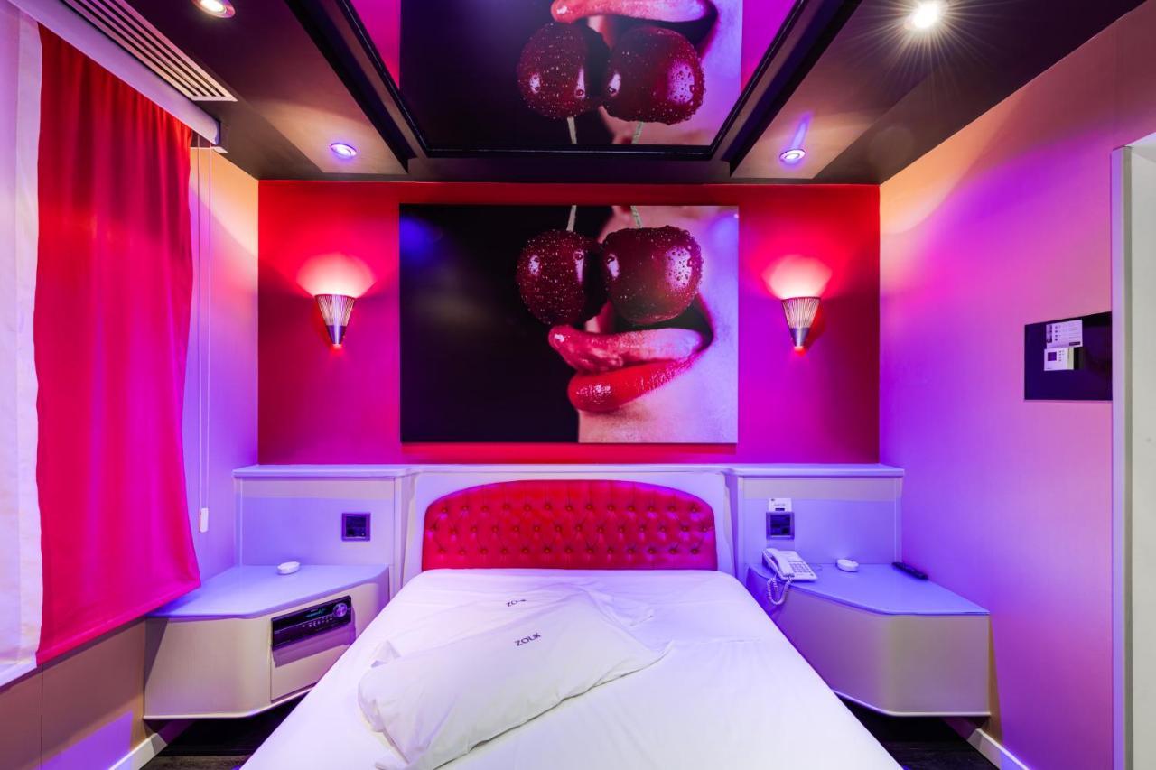 Zouk Hotel (Adults Only) Алькала-де-Энарес Экстерьер фото
