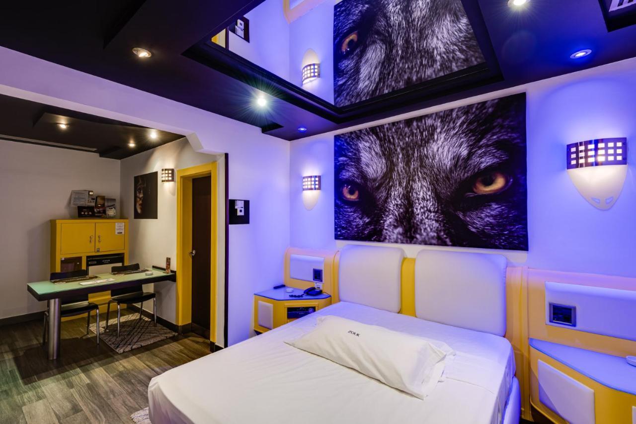 Zouk Hotel (Adults Only) Алькала-де-Энарес Экстерьер фото