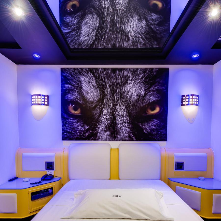 Zouk Hotel (Adults Only) Алькала-де-Энарес Экстерьер фото
