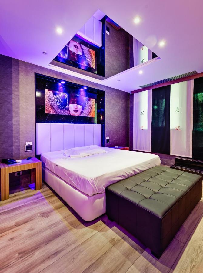Zouk Hotel (Adults Only) Алькала-де-Энарес Экстерьер фото